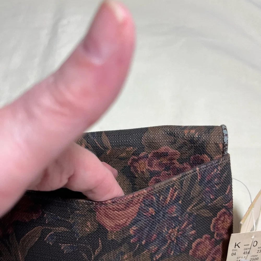 Gitano Fall Colors 90’s Floral Clutch-Matching Checkbook Cover, Snap in Key Ring